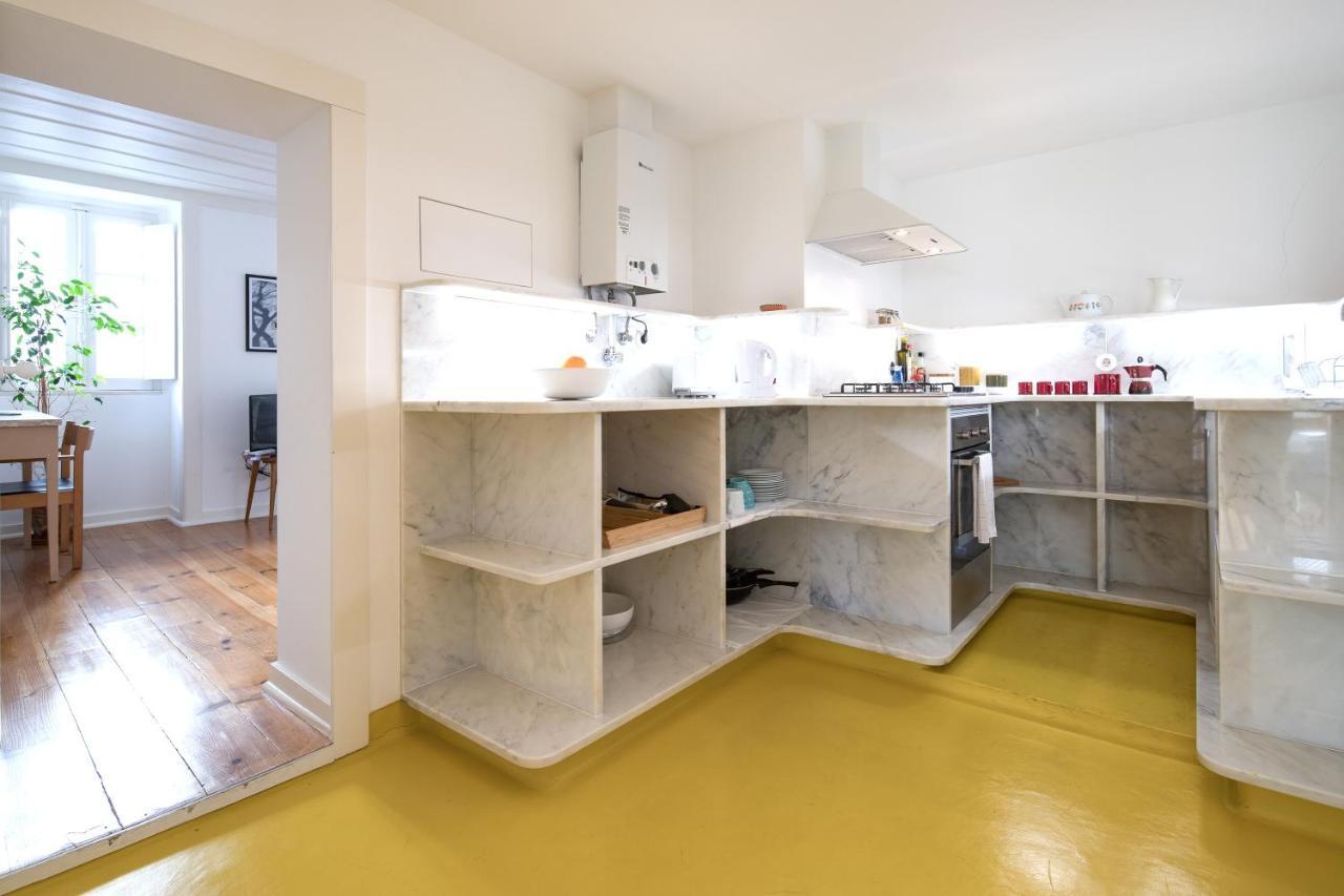 Alfama Casa Amarela Appartamento Lisbona Esterno foto